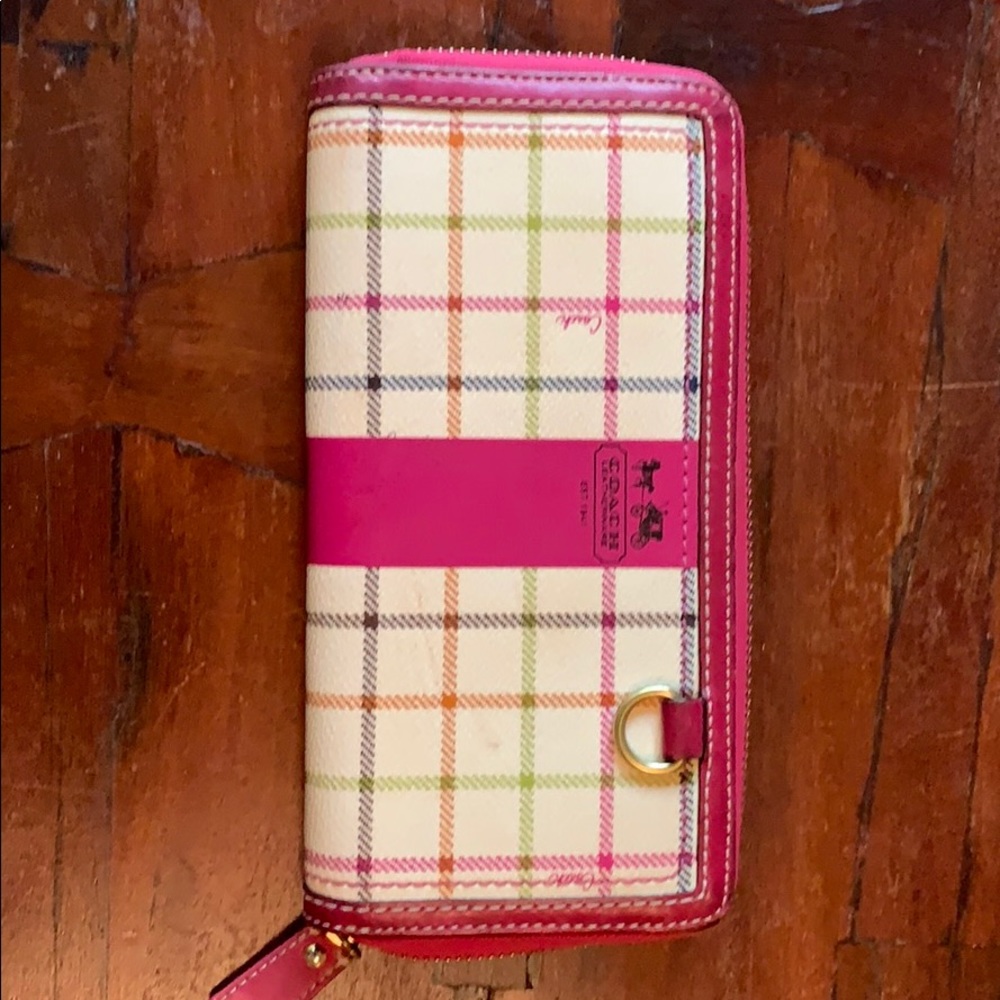 Coach coated zip wallet.